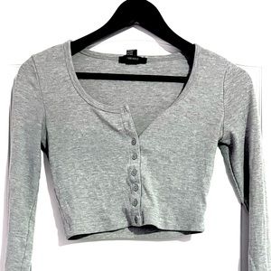 🟪Forever 21 grey button up long sleeve crop top